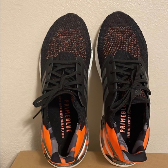 Men’s Adidas ultra boost, 20 size 13s mint condition - Picture 11 of 11